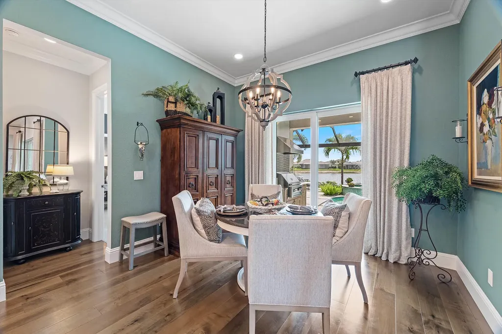 14394 Laguna Springs Lane Naples FL 34114