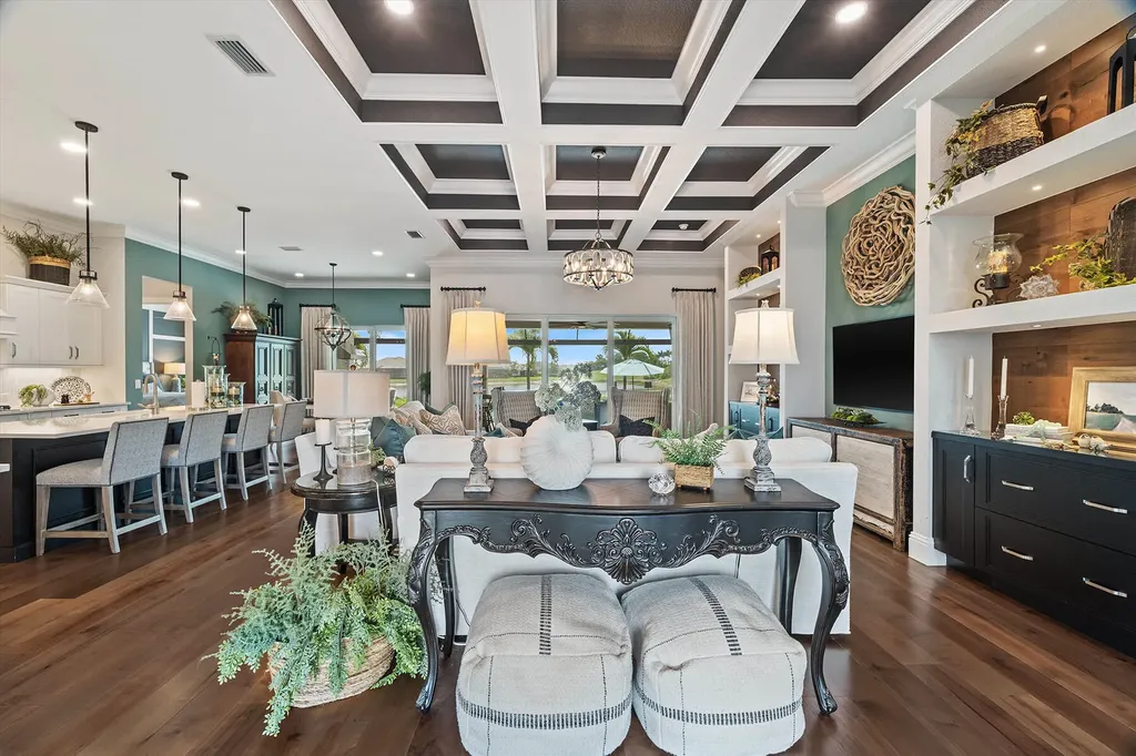 14394 Laguna Springs Lane Naples FL 34114