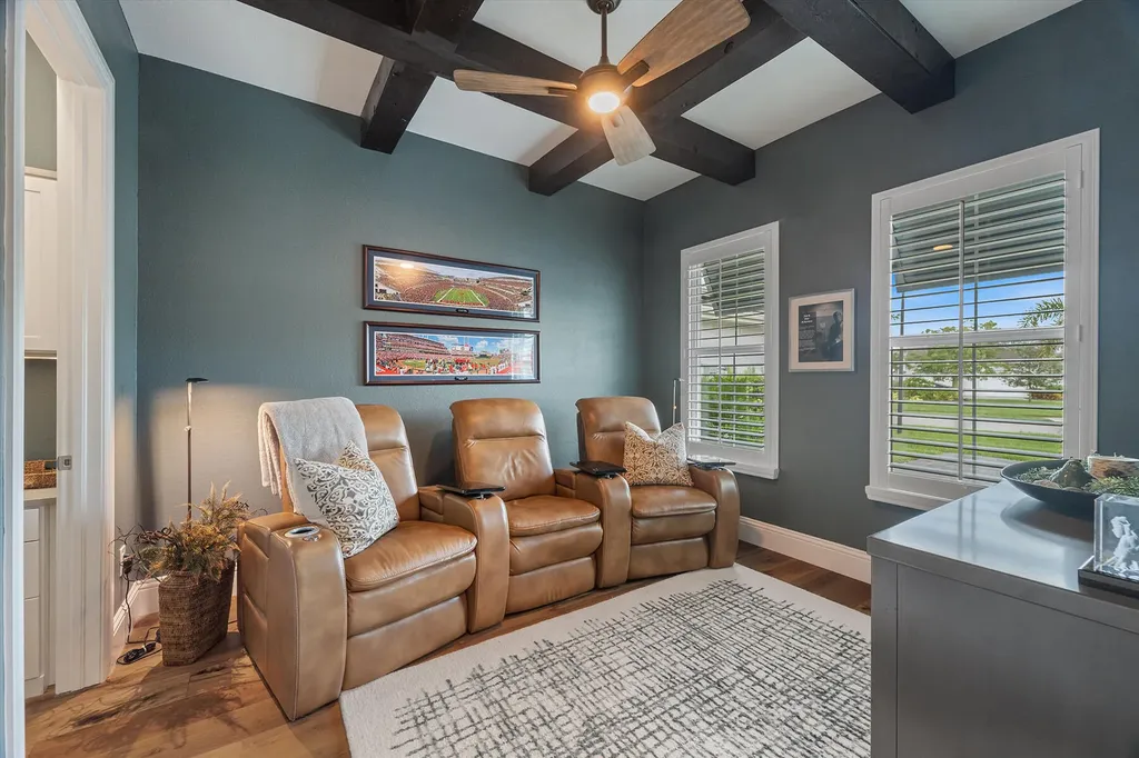 14394 Laguna Springs Lane Naples FL 34114