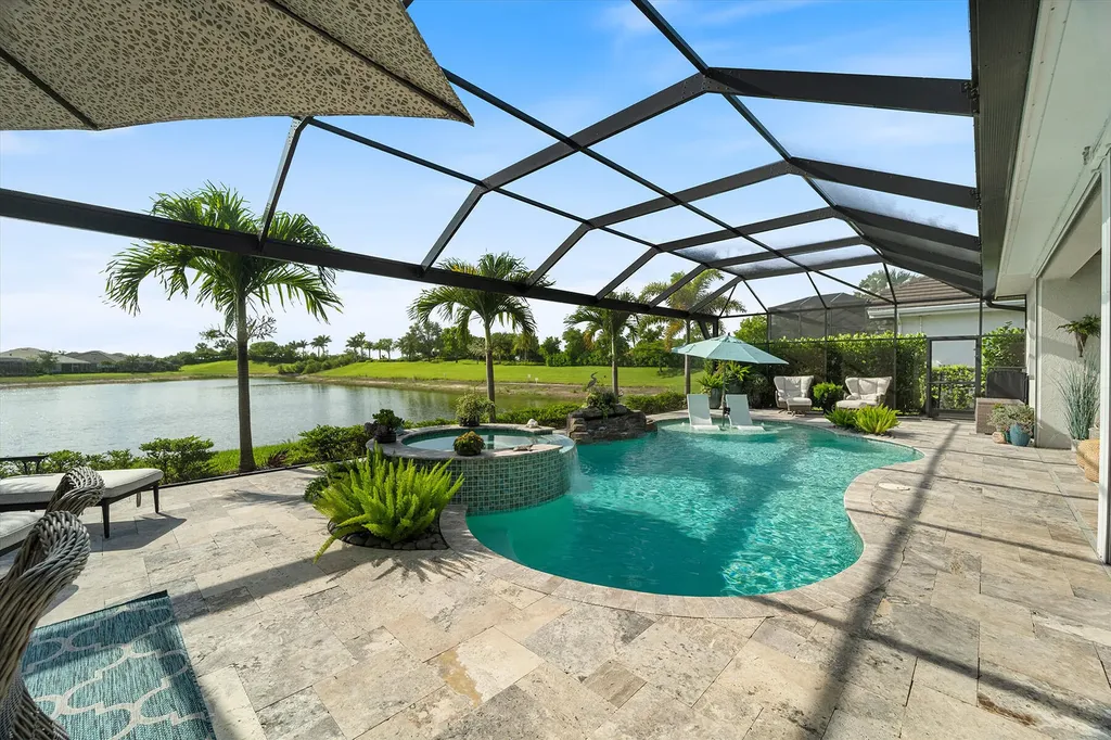 14394 Laguna Springs Lane Naples FL 34114
