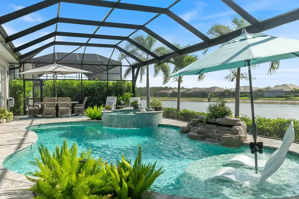 14394 Laguna Springs Lane Naples FL 34114