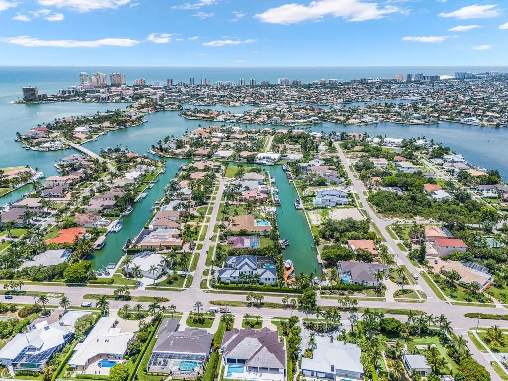 1698 Mcilvaine Court Marco Island FL 34145