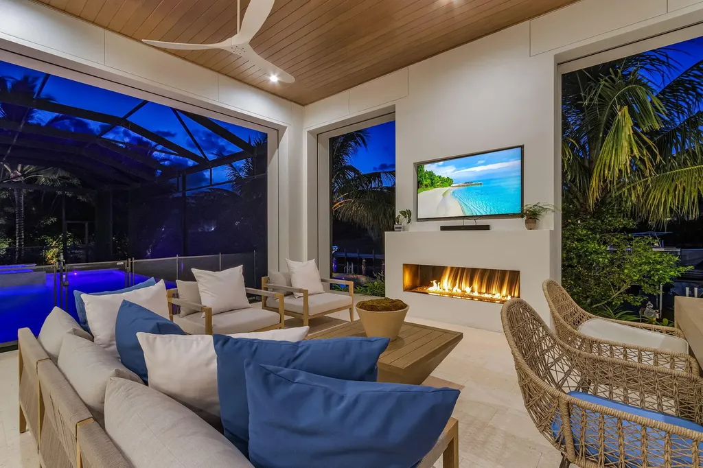 1698 Mcilvaine Court Marco Island FL 34145