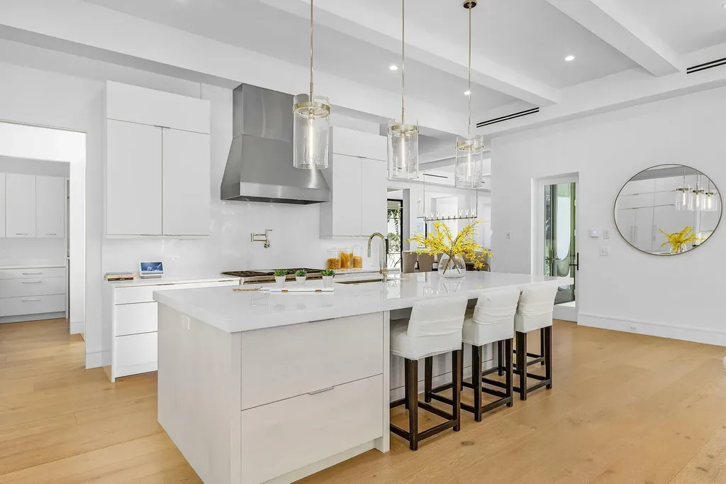 1698 Mcilvaine Court Marco Island FL 34145