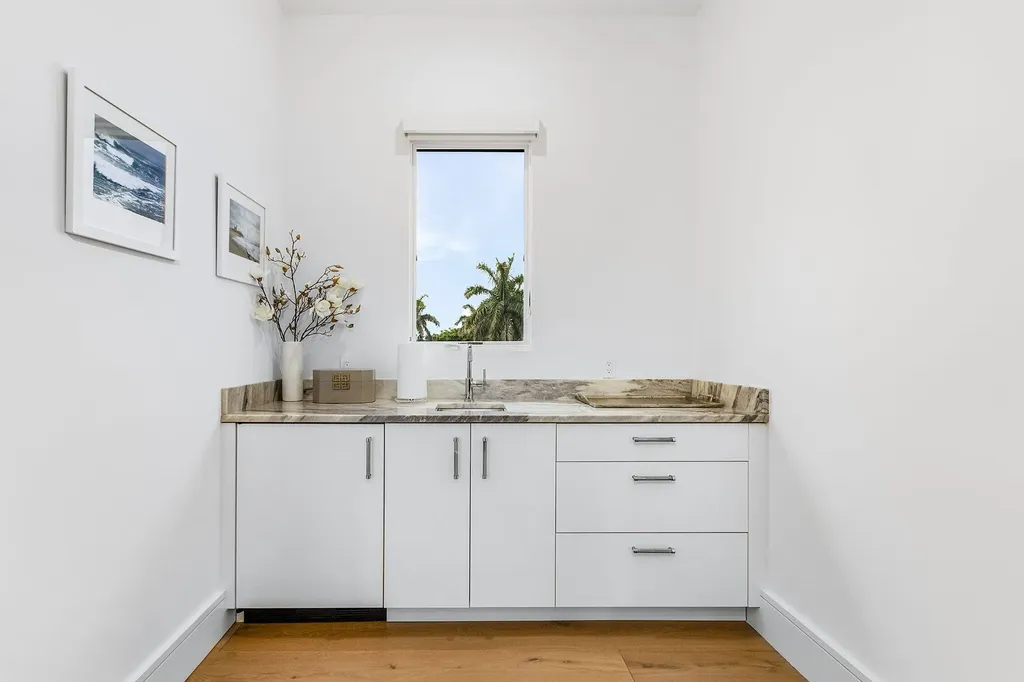 1698 Mcilvaine Court Marco Island FL 34145