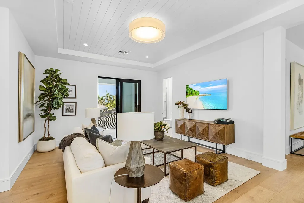 1698 Mcilvaine Court Marco Island FL 34145