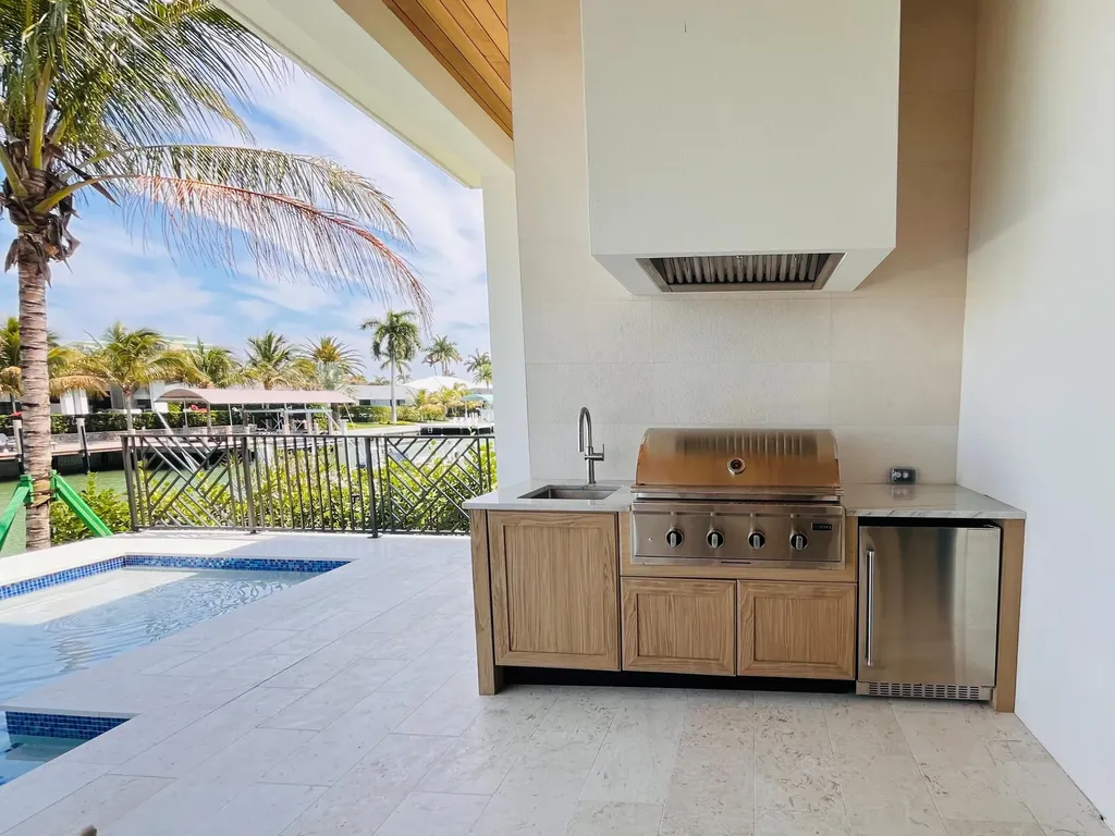 826 Magnolia Court Marco Island FL 34145