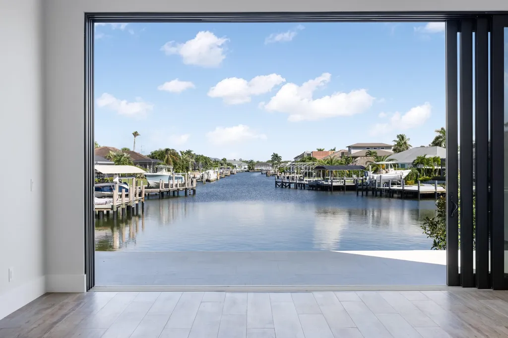 109 Gulfstream Street Marco Island FL 34145