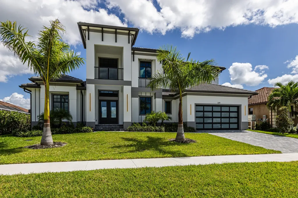 109 Gulfstream Street Marco Island FL 34145