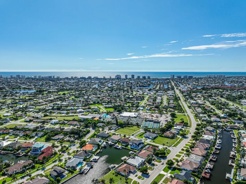 109 Gulfstream Street Marco Island FL 34145