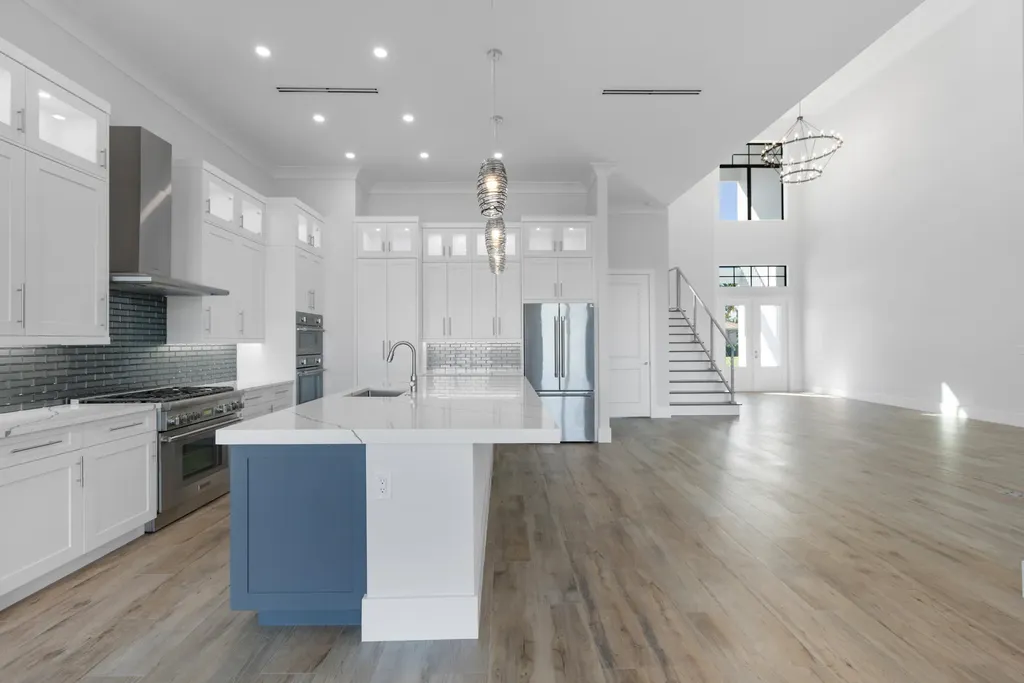 109 Gulfstream Street Marco Island FL 34145