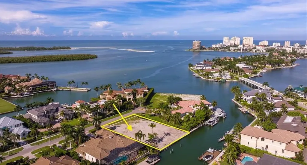 1558 Heights Court Marco Island FL 34145