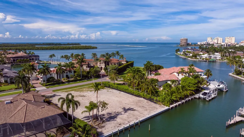 1558 Heights Court Marco Island FL 34145
