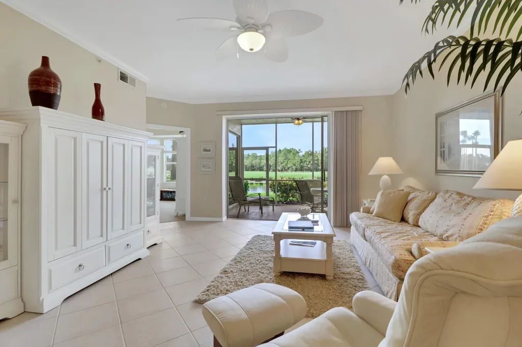 3840 Sawgrass Way Naples FL 34112