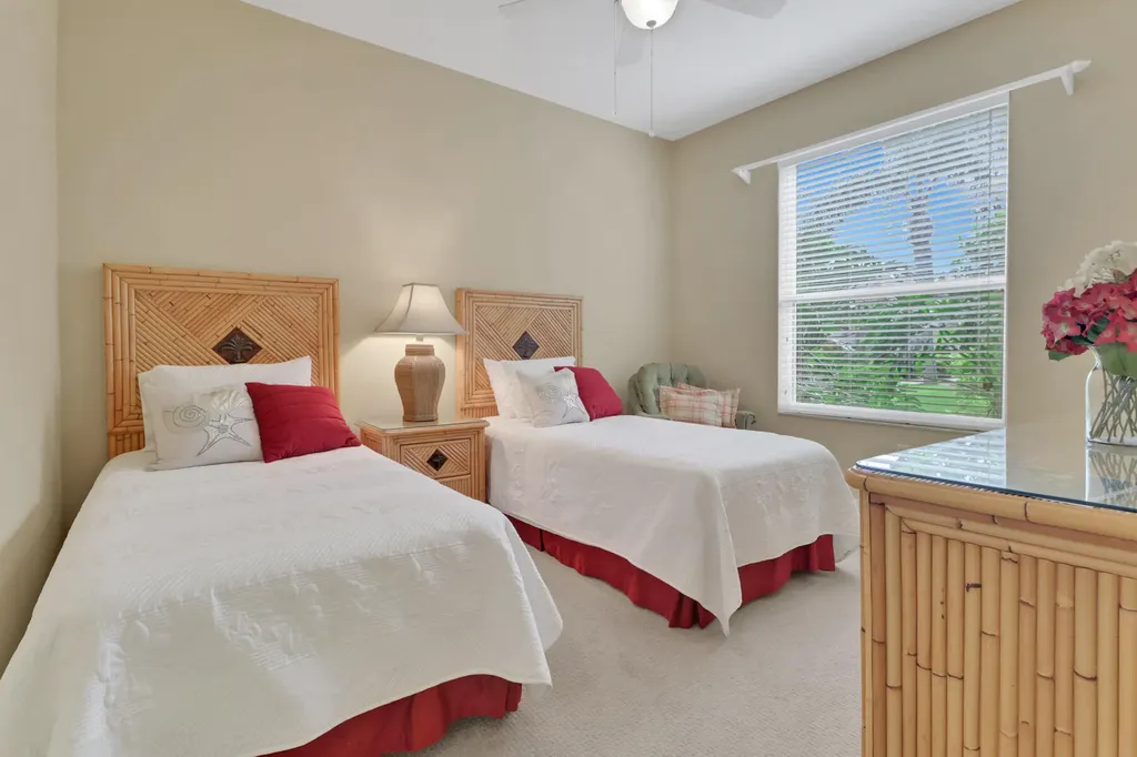 3840 Sawgrass Way Naples FL 34112