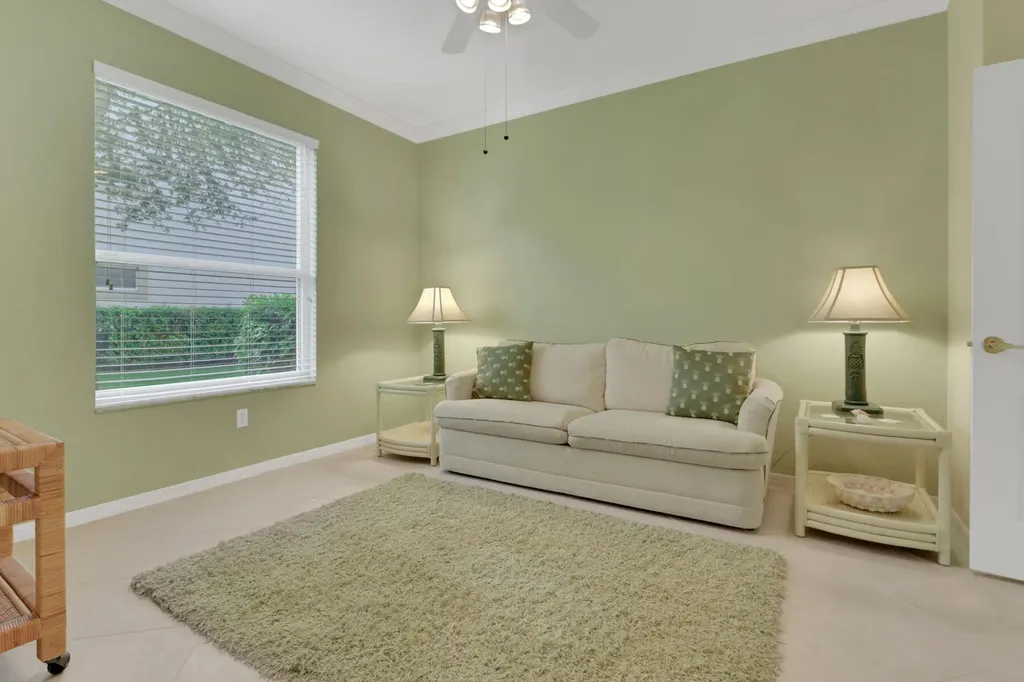 3840 Sawgrass Way Naples FL 34112