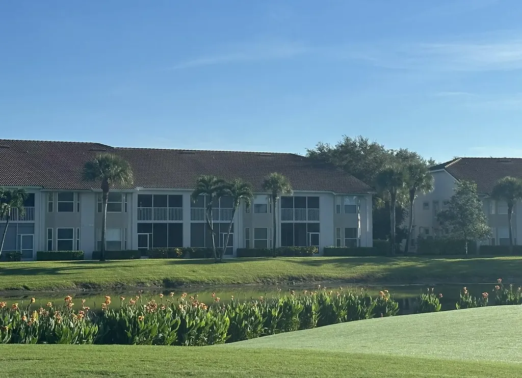 3840 Sawgrass Way Naples FL 34112