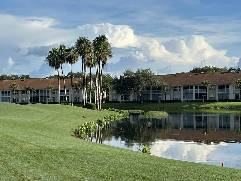 3840 Sawgrass Way Naples FL 34112