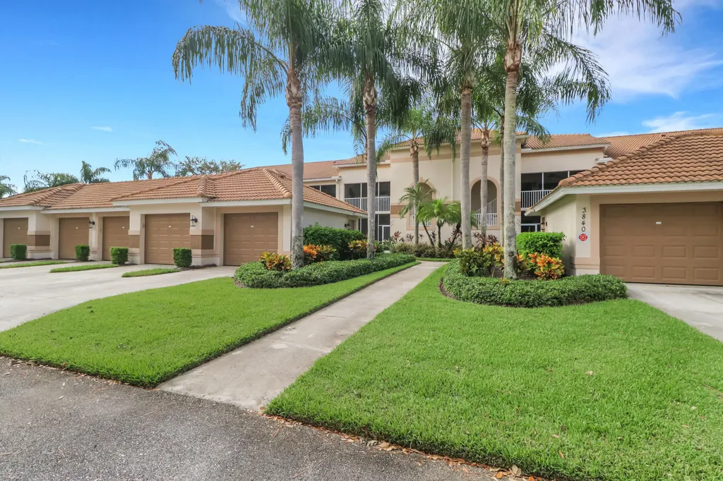 3840 Sawgrass Way Naples FL 34112