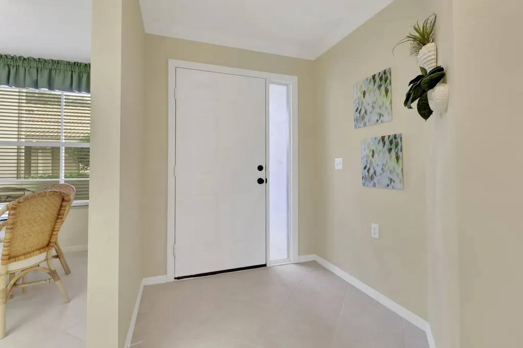 3840 Sawgrass Way Naples FL 34112