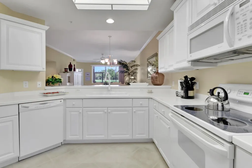 3840 Sawgrass Way Naples FL 34112