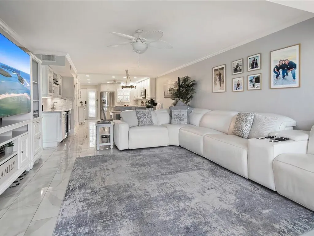 1128 Bald Eagle Drive Marco Island FL 34145