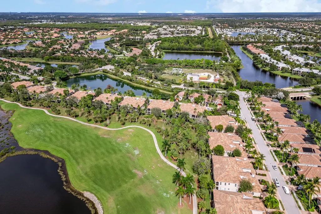 9134 Cherry Oaks Lane Naples FL 34114