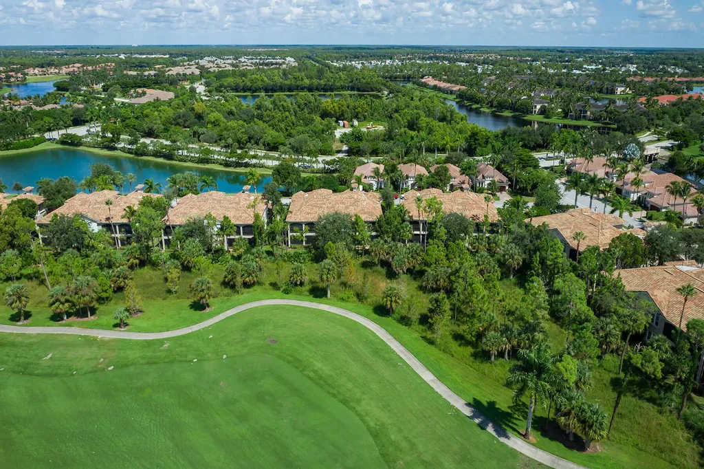 9134 Cherry Oaks Lane Naples FL 34114