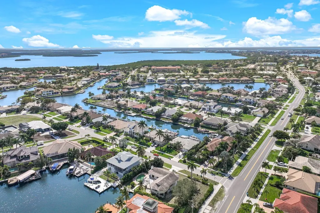 1800 Woodbine Court Marco Island FL 34145