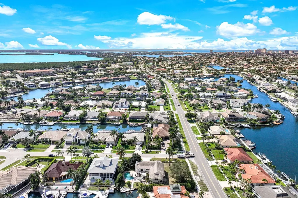 1800 Woodbine Court Marco Island FL 34145