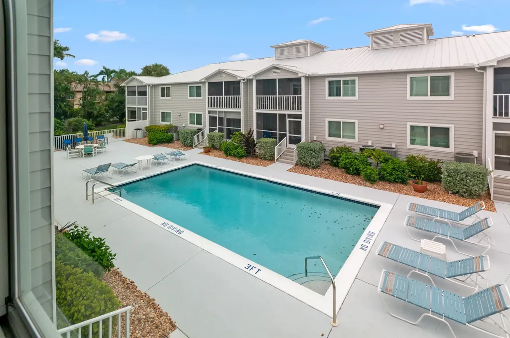 829 W Elkcam Circle Marco Island FL 34145