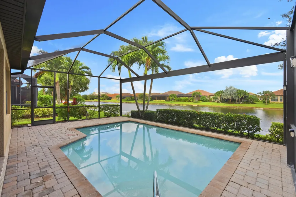 8321 Lucello Terrace N Naples FL 34114