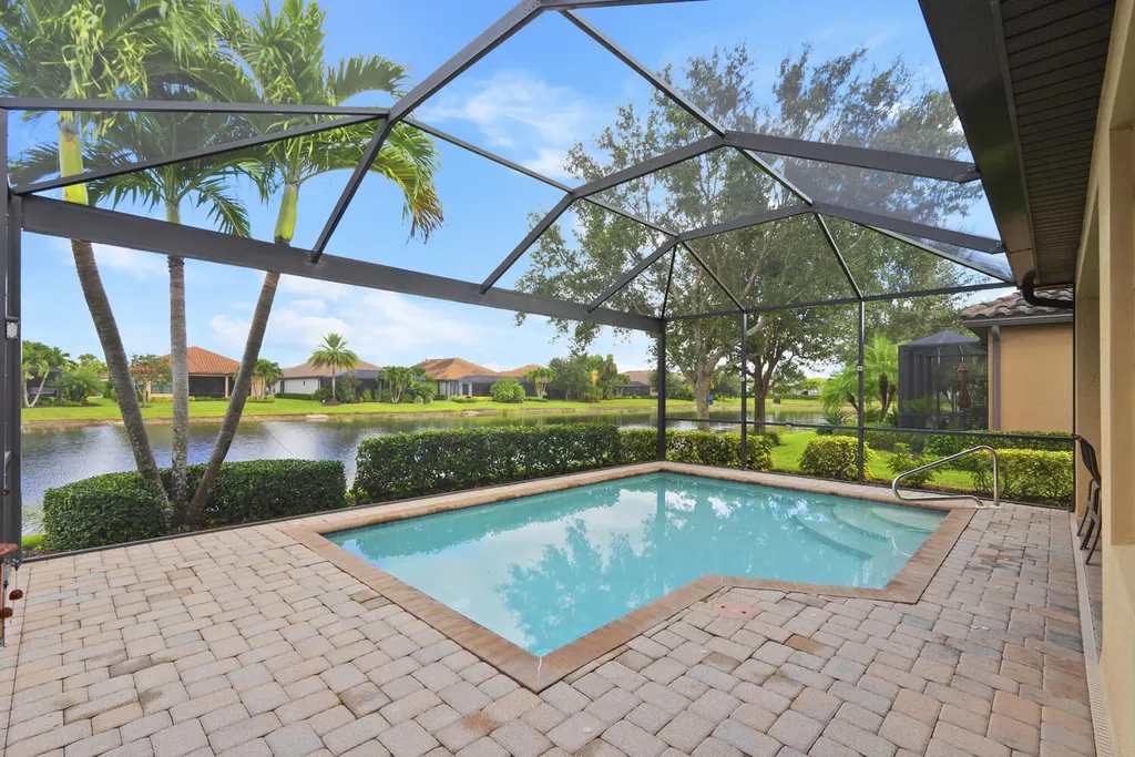 8321 Lucello Terrace N Naples FL 34114