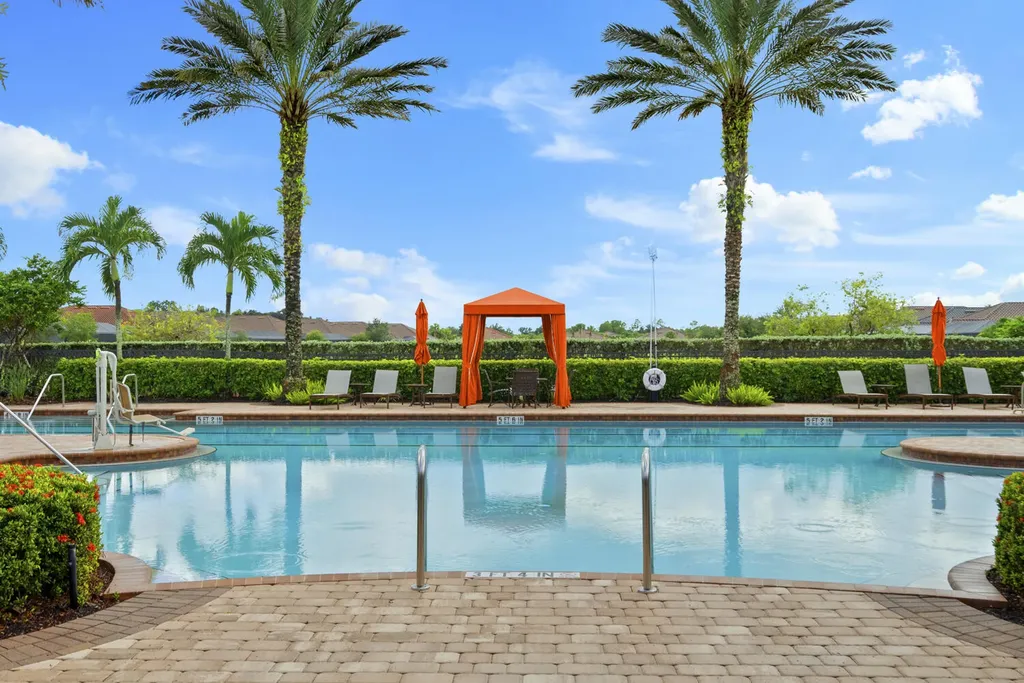 8321 Lucello Terrace N Naples FL 34114