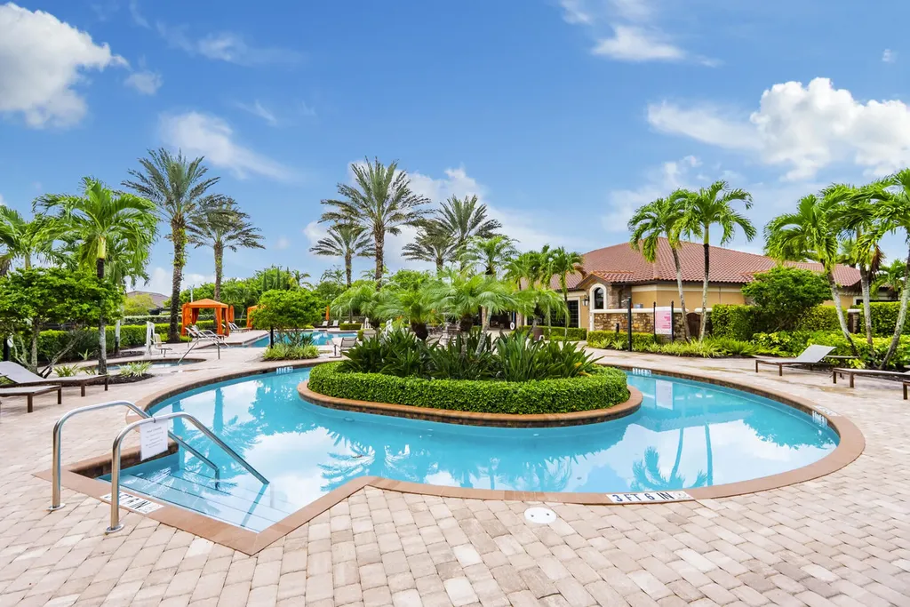 8321 Lucello Terrace N Naples FL 34114