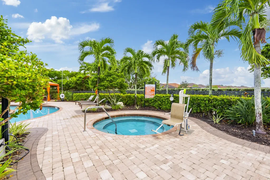 8321 Lucello Terrace N Naples FL 34114