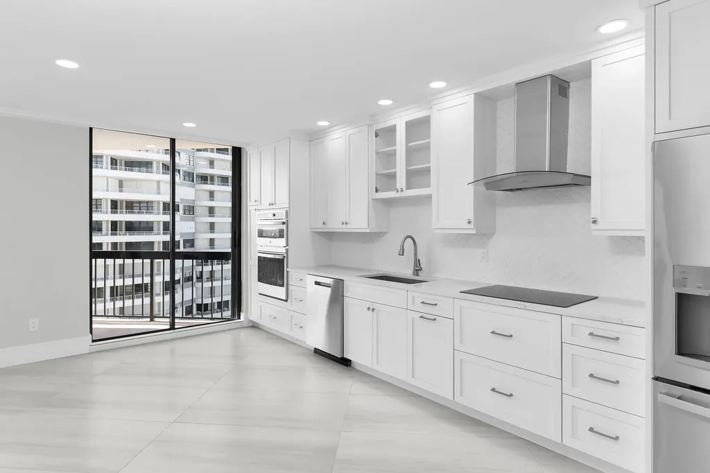 220 S Collier Marco Island FL 34145