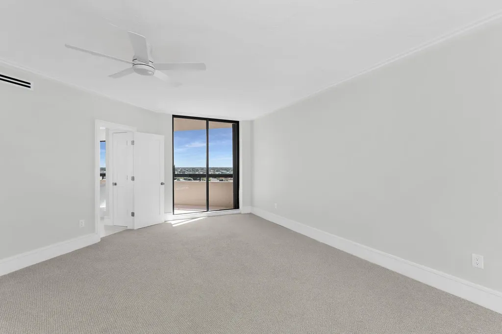 220 S Collier Marco Island FL 34145