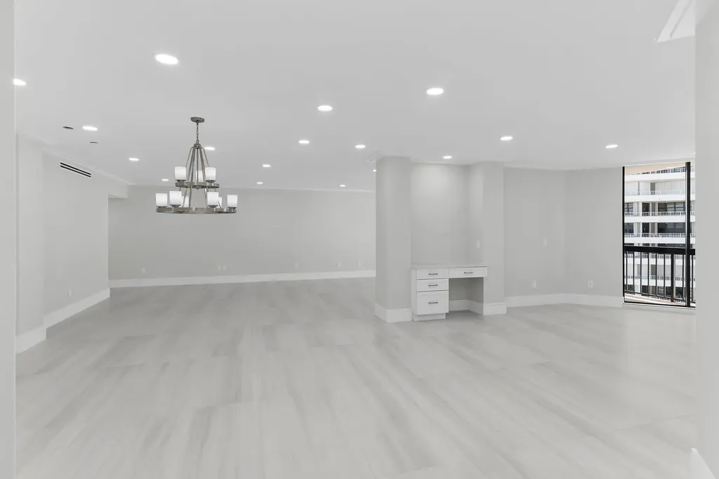 220 S Collier Marco Island FL 34145