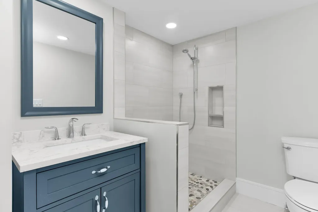 220 S Collier Marco Island FL 34145