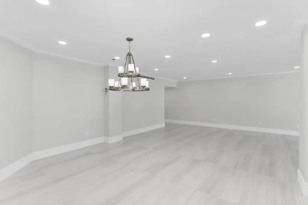 220 S Collier Marco Island FL 34145