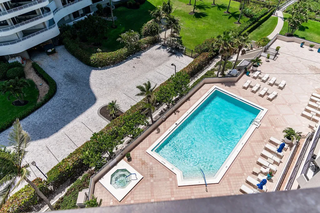 220 S Collier Marco Island FL 34145