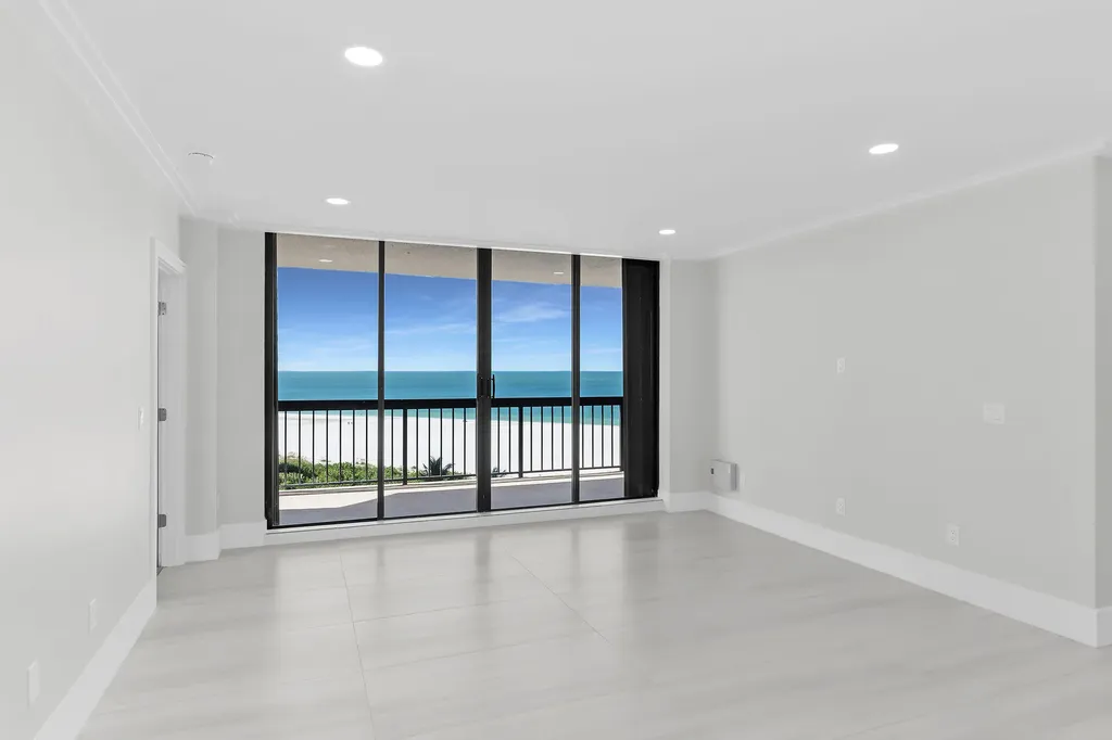 220 S Collier Marco Island FL 34145