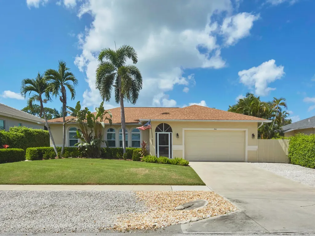 240 Columbus Way Marco Island FL 34145