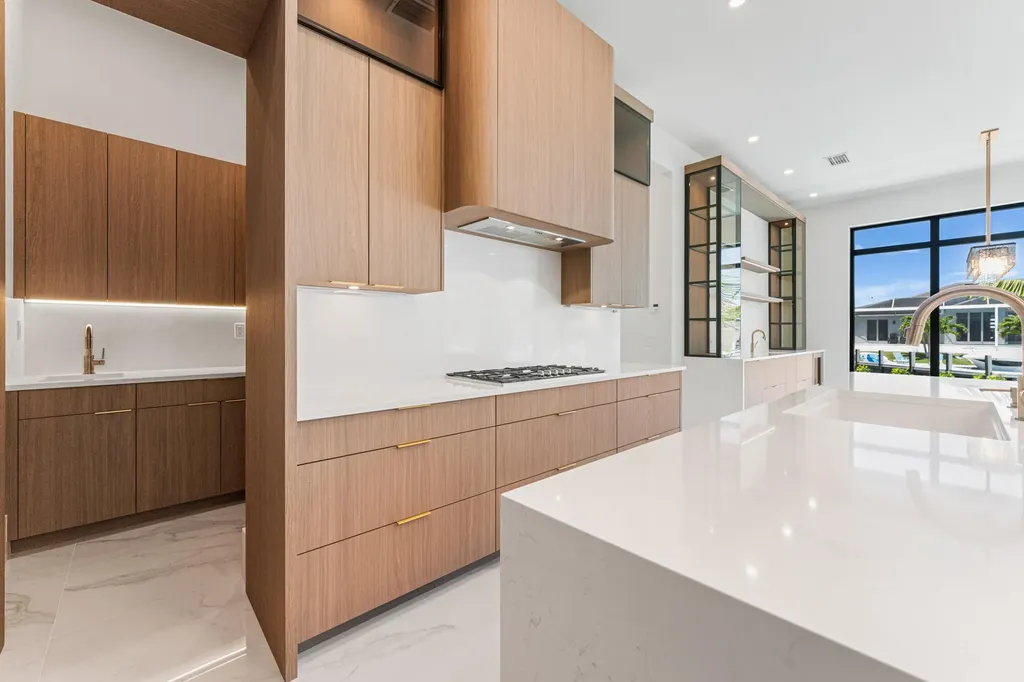 630 Bimini Avenue Marco Island FL 34145