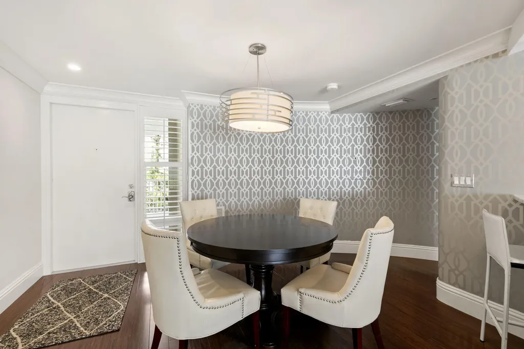 3443 Gulf Shore Boulevard N Naples FL 34103