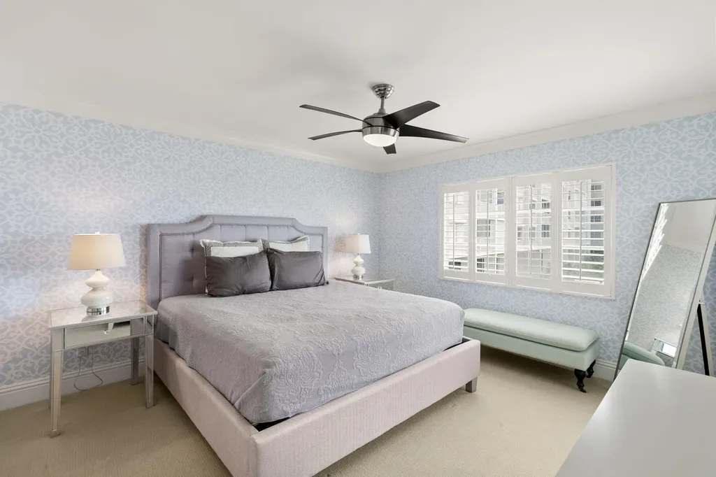 3443 Gulf Shore Boulevard N Naples FL 34103