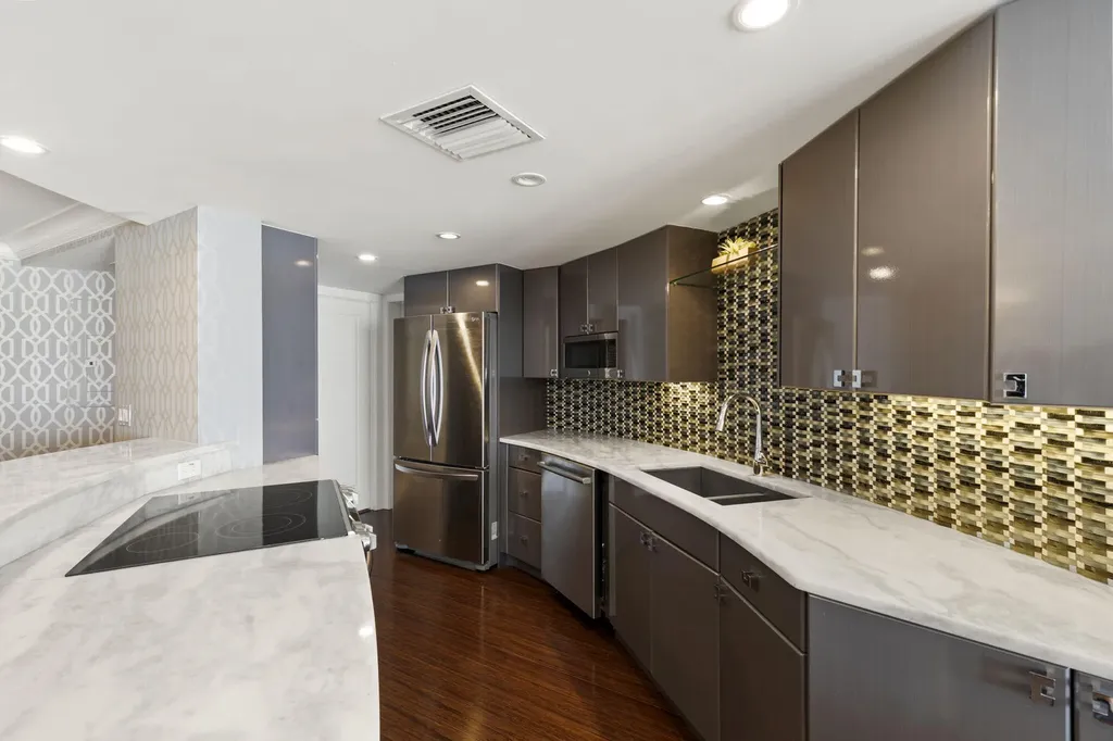 3443 Gulf Shore Boulevard N Naples FL 34103