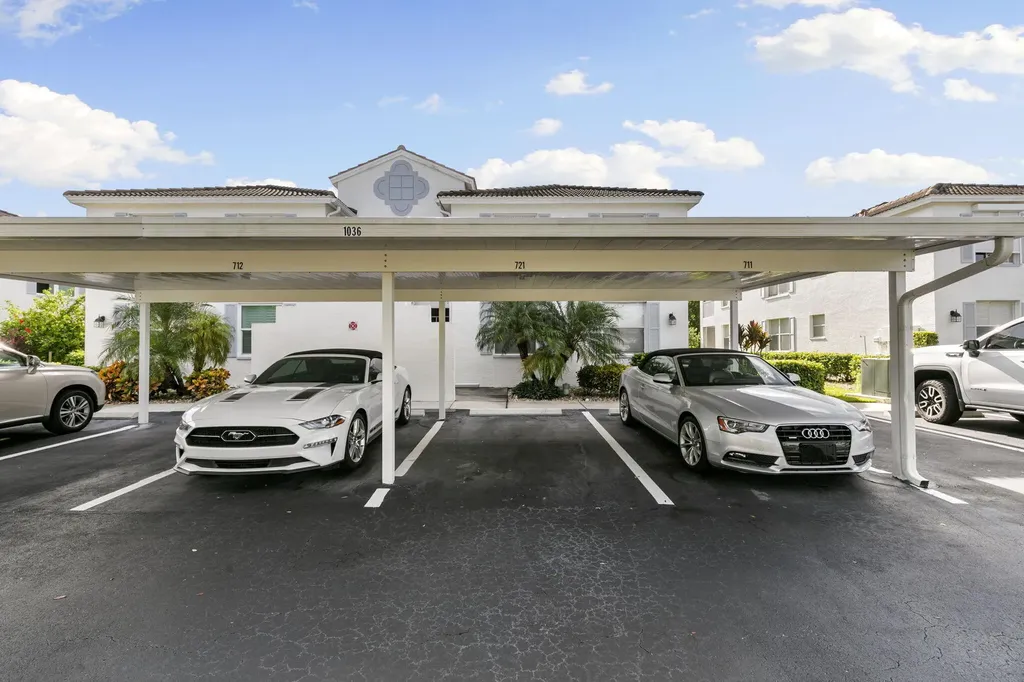 1036 Mainsail Drive Naples FL 34114