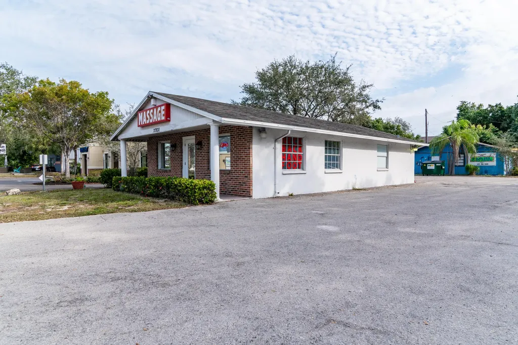 27831 S Tamiami Trail Bonita Springs FL 34134